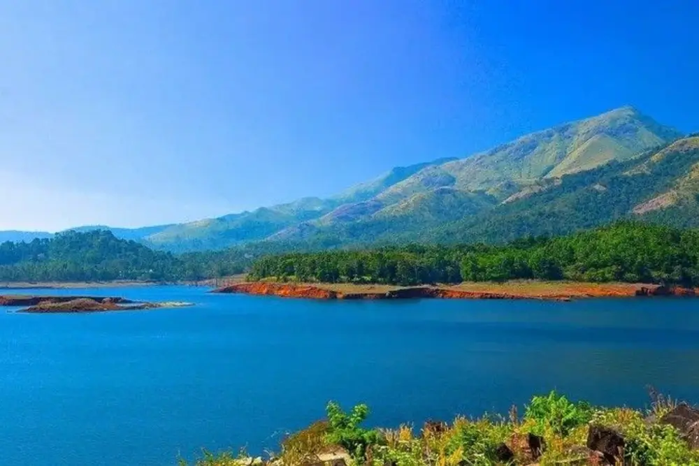Ponmudi Hills